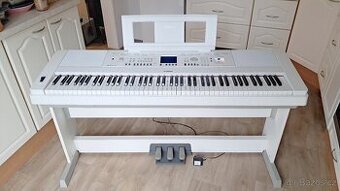Prodám přenosné digitální stage piano Yamaha DGX-650WH