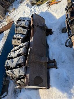 Pasy na smykovy nakladac