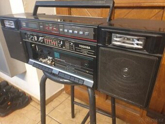 Radio Toshiba RT-7066