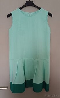 BERSHKA dámské šaty NOVÉ velikost S