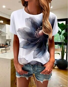 Krásná halenka XXL