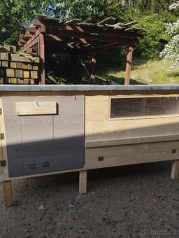 Zateplený kurník pro 20 nosnic