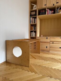 dětský stůl (https://shop.littledesign.cz)