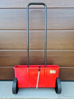 Posýpací vozík HECHT 220