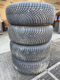 215/60 R16 SAVA Celoroční pneu
