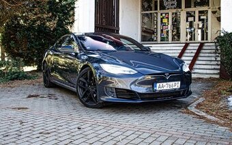 Tesla Model S 75D, Free Supercharger