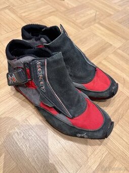 Trial boty monty vel. 42 - 43