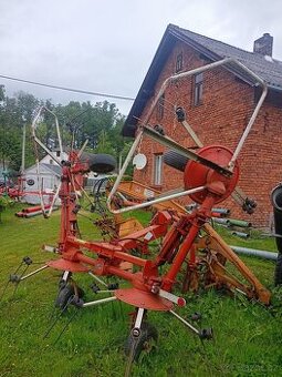 Obraceč sena Kühn 5 m
