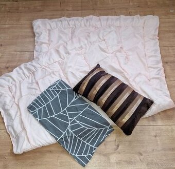 Souprava přikrývka, polštář a 2x povlak