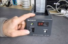 SONY Battery Charger BC-1WD - 1
