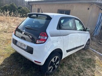 Prodám Renault Twingo , rv2017,naj.67tkm,havarované