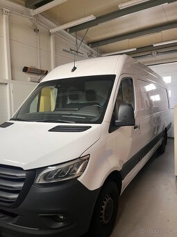 MB Sprinter 319, 3l, 6V , 69 878 km.