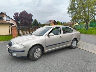 Škoda Octavia 2 1.6i 75kw benzín r.v 2005