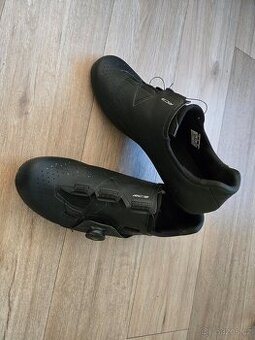 Cyklistické boty Shimano RC3