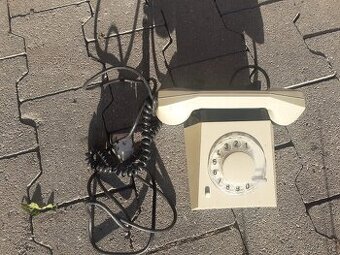 Telefon
