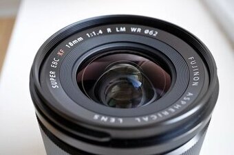 Fujifilm XF 18mm f/1.4 R LM WR