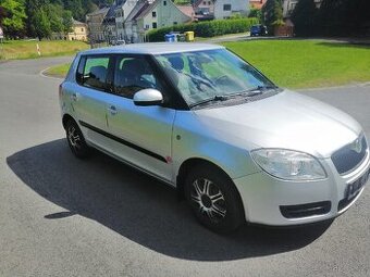 Škoda Fabia 1.4 63kW, pouze 90 000km
