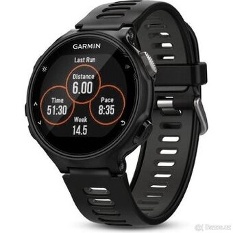 Garmin Forerunner 735XT .