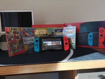 Nintendo switch+hry