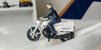 Matchbox moto