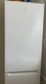 Lednice Indesit