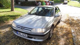 Peugeot 605 - 1