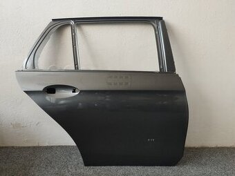MERCEDES TŘÍDA E w213 PRAVÉ ZADNÍ DVEŘE