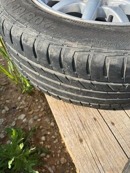 kola E36