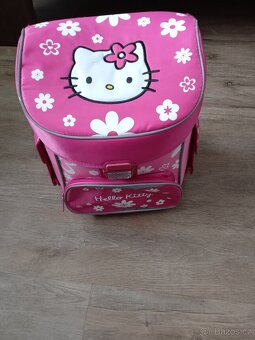 ŠKOLNÍ AKTOVKA Hello Kitty