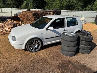 Volkswagen golf 4 NOVÁ STK