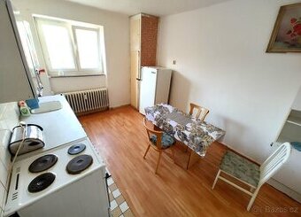 Pronájem bytu 2+1 68m², tř. Budovatelů, blok 89-90, Most