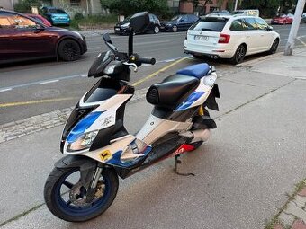 Aprilia SR50 2006