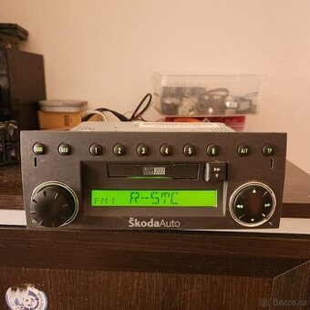 ŠKODA FABIA MS-202 AUTORADIO KAZETA
