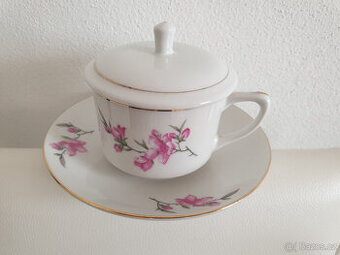 Porcelánový čajový šálek hrníček s pokličkou Japonsko Sakura