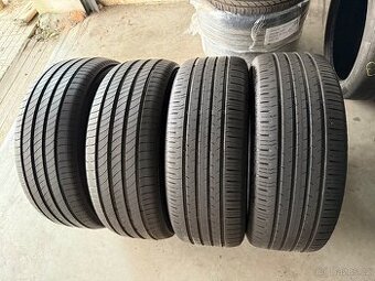 prodám letní pneumatiky 235/55/18 Michelin a Continental