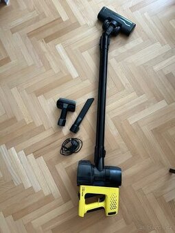 Karcher tycovy vysavac