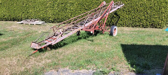 Výsuvný dvoukolový žebřík ZD-12