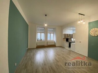Pronájem velkého bytu 2+kk 66 m2 se zahradou, Opava, ul. O