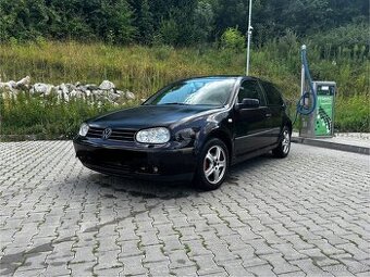 Golf 4 - 1