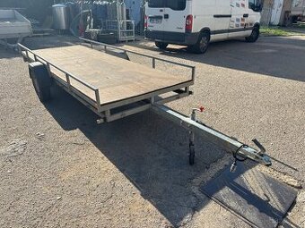 Přívěsný vozík za auto, do 750kg, plato 400 x 138