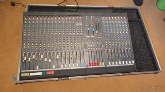 Allen & Heath GL 2200 Mixážní pult + case