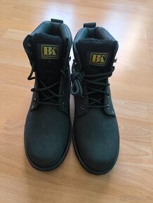 Obuv boty Black Knight