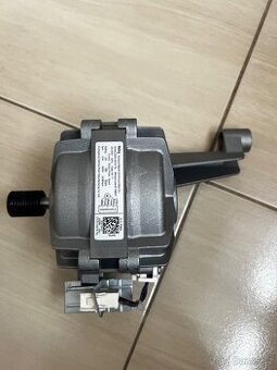 Motor invertorovy pračka whirlpool