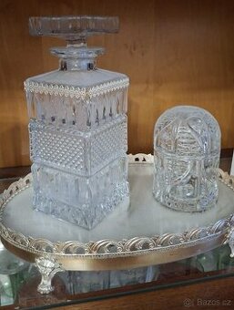 Broušené sklo a lustr