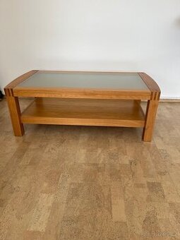 Konferenční stolek