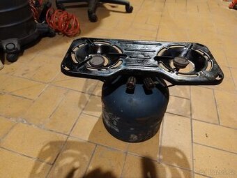 Prodám vařič s náhradní bombou