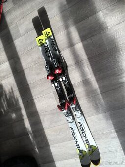 Prodám dětské lyže Fisher 133 cm