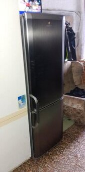 Lednice nerezová krasna