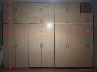 Šatní skříně
