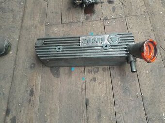 Víko ventilů Škoda 130 rs na weber karburátor